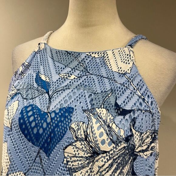 Wesport Floral Blue and White Sleeveless halter Dress size medium - Picture 2 of 14